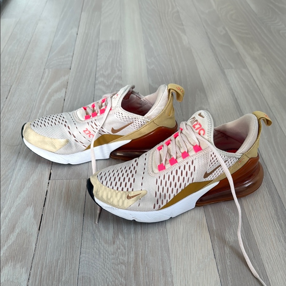 Nike Air 270 sneakers